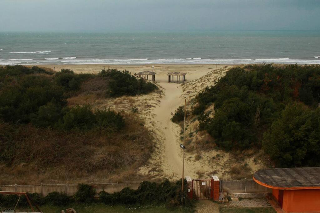 加兰布鲁恩House On The Beach公寓 外观 照片