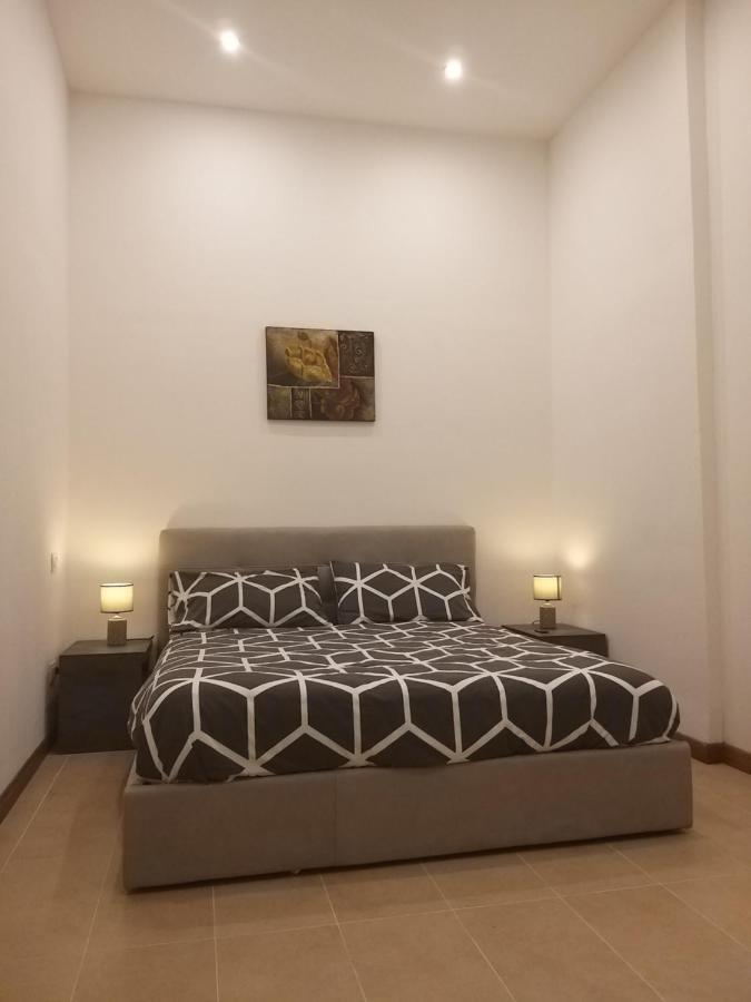 加兰布鲁恩House On The Beach公寓 外观 照片